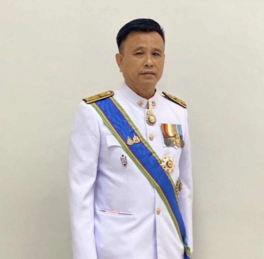 นายพีระพงษ์ นิรมิตรมหาปัญญา